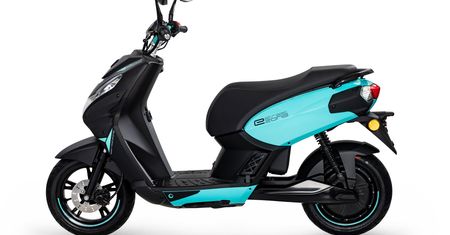 Peugeot e-Streetzone niebawem dołączy do gamy. Co wiemy o elektrycznym skuterze?