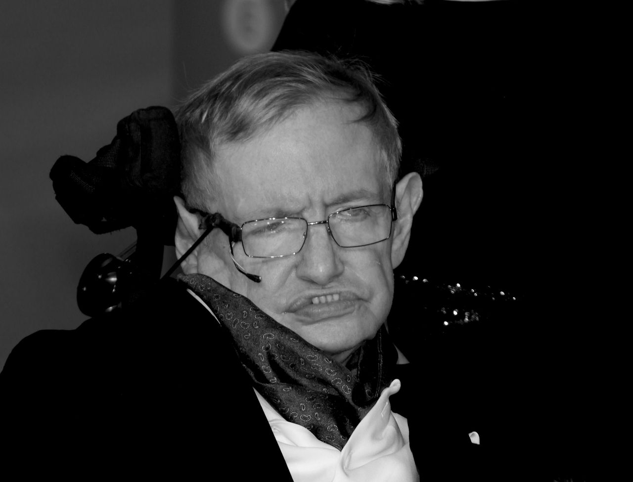 Stephen Hawking z depositphotos
