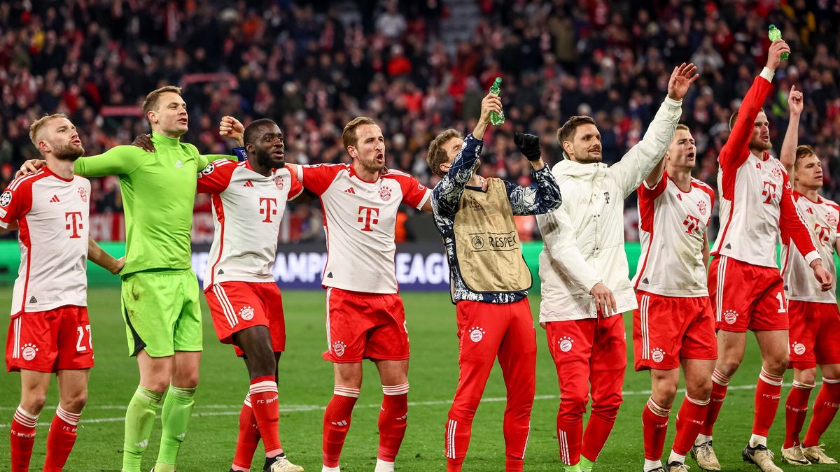 Zdjęcie okładkowe artykułu: PAP/EPA / PAP/EPA/ANNA SZILAGYI / Bayern Monachium świętuje awans do półfinału Ligi Mistrzów