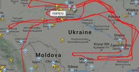 Krążył nad Ukrainą. Obserwowały go tysiące ludzi z całego świata