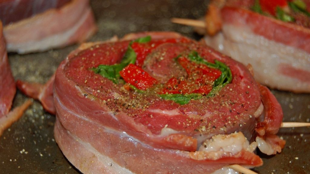 Surowe steki z łaty wołowej (samo mięso, III klasa mięsa)