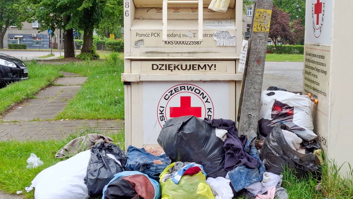 Kontenery PCK znikają z polskich ulic