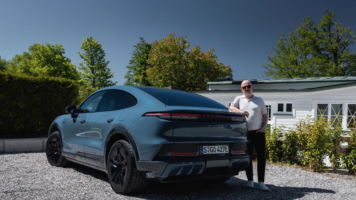 Porsche Cayenne Electric