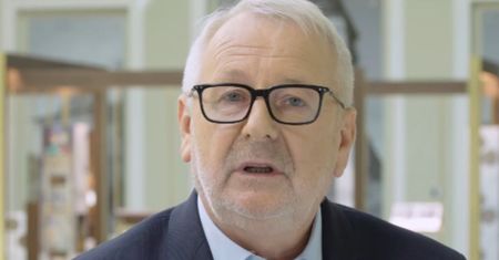 Prof. Matyja: Świąt nie będzie. Będziemy chodzili na pogrzeby