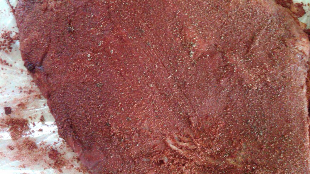 Surowy mostek wołowy (mięso i tłuszcz, III klasa mięsa)