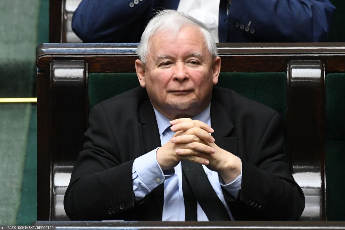 Jarosław Kaczyński musi przeprosić Radosława Sikorskiego. "Nie dajmy się nabrać"