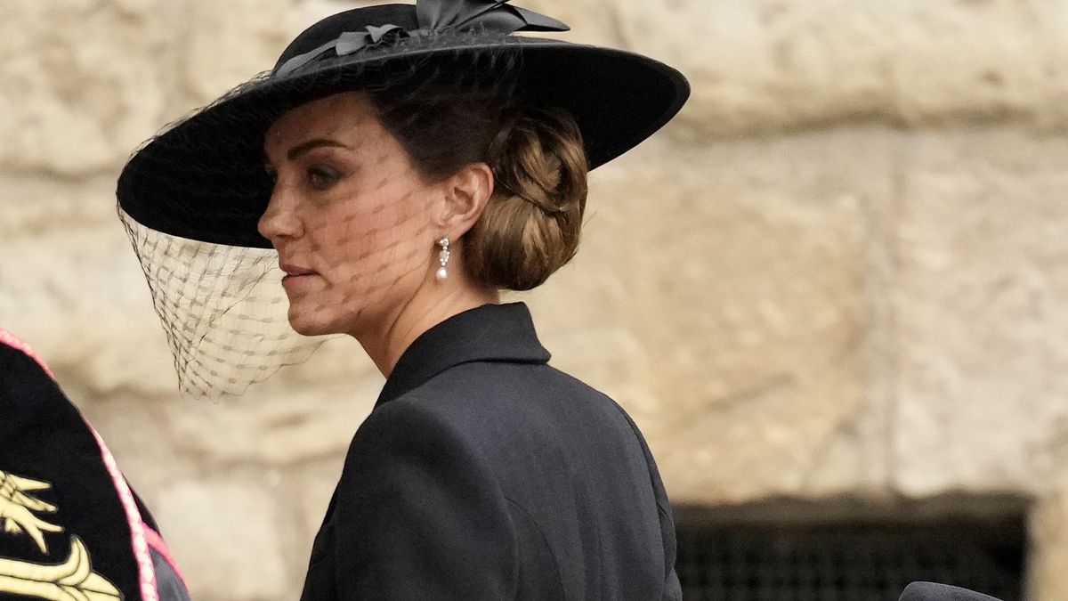 Księżna Kate przed Opactwem Westministerskim 