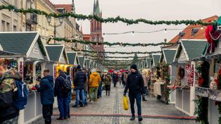 Białystok: East Side Story. W centrum czuć już święta. Komu prezent? Komu rózga?
