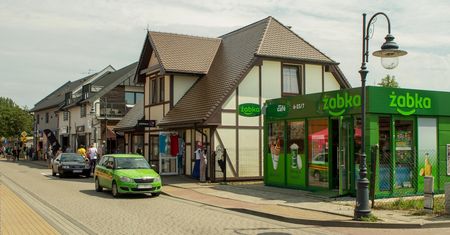 Korekta niedzielnego zakazu handlu coraz bliżej. Komisja nie chce "pocztowych sklepów"