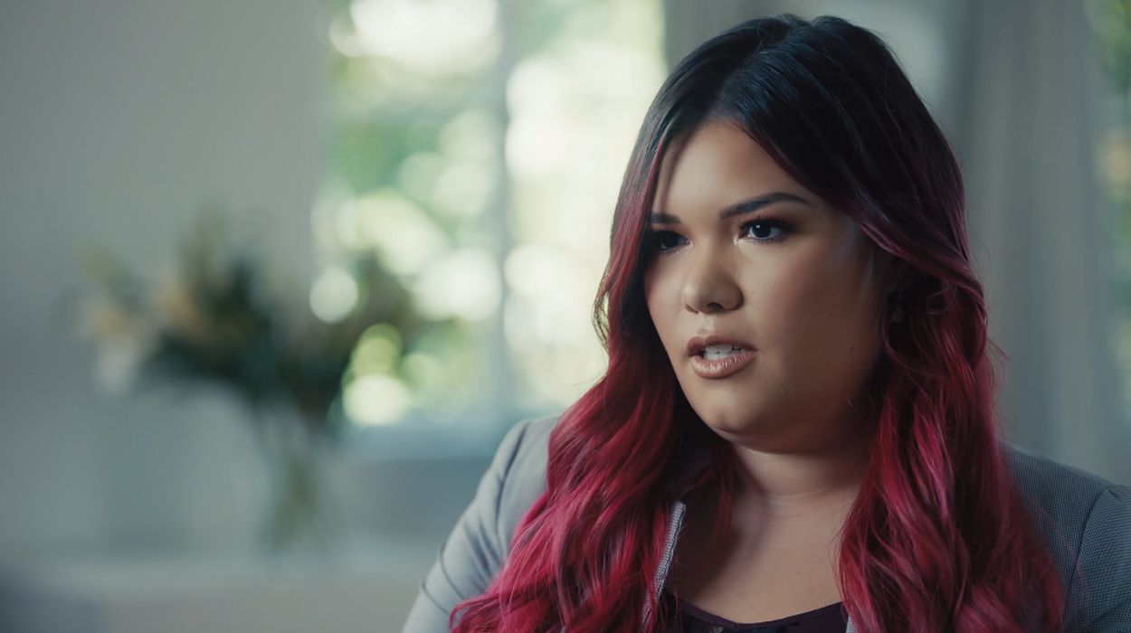 Madison De La Garza