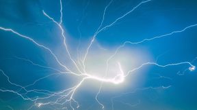 Lechia - Jagiellonia. Rwana transmisja Eurosportu. Burza nad Paryżem