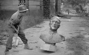 Fokus TV Kulisy historii. Denazyfikacja. Zadanie nie do wykonania
