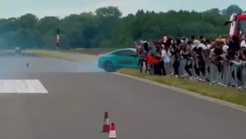 Akt oskarżenia po wypadku w Krośnie. Kierowca BMW wjechał w tłum