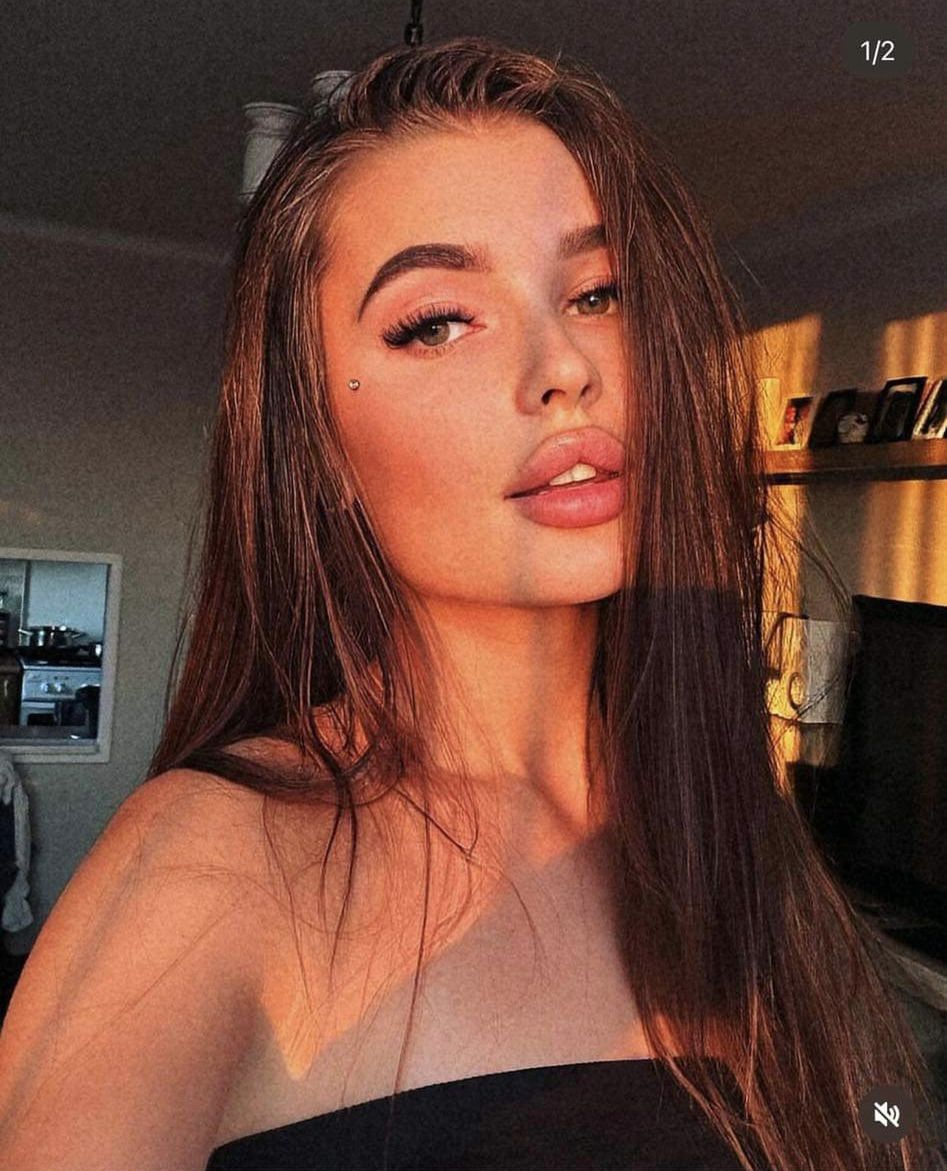 Karolina "Mallu"