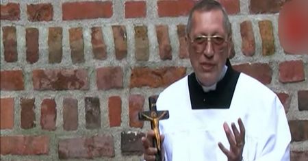 Oburzający wpis księdza Kneblewskiego. "Czekam na reakcję Episkopatu"