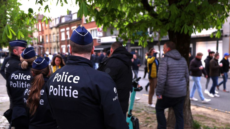 BRUSSELS, BELGIUM - APRIL 20: A general view of Police as fans arrive prior to the UEFA Europa League Quarterfinal Second Leg match between Royale Union Saint-Gilloise and Bayer 04 Leverkusen at Stade Joseph Marien on April 20, 2023 in Brussels, Belgium. (Photo by Dean Mouhtaropoulos/Getty Images)