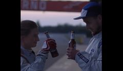 Małgorzata Rdest i Pasha promują piwo Żywiec 0,0% (wideo)