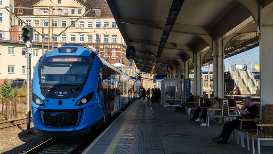 W nocy z soboty na niedzielę pociągi będą miały godzinną przerwę 