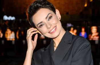 Pozowała w windzie. Od Gardias trudno oderwać wzrok