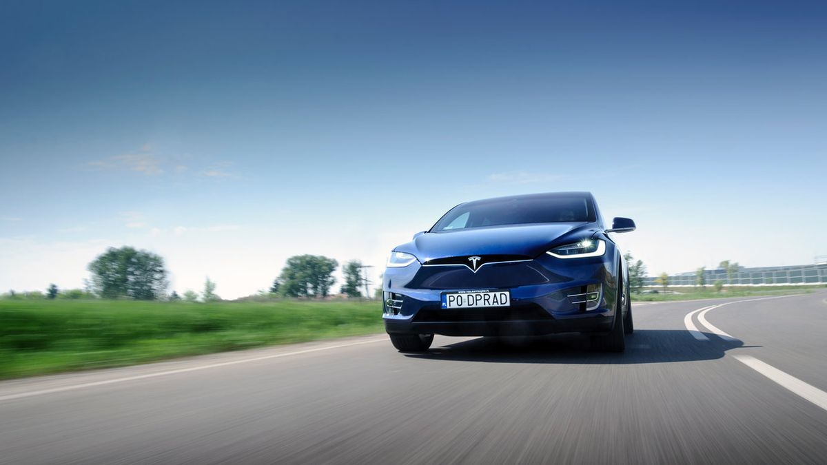 Tesle w Polsce to coraz częstszy widok