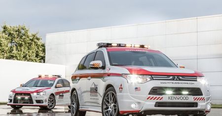 Mitsubishi Outlander i Lancer Evo X jako safety cars na Pikes Peak
