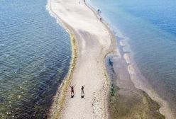 Мис Рева - природній піщаний шлях серед Балтійського моря
