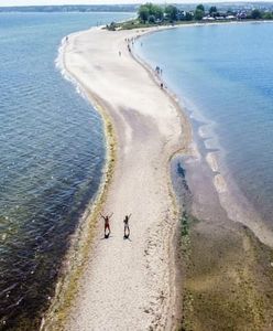 Мис Рева - природній піщаний шлях серед Балтійського моря