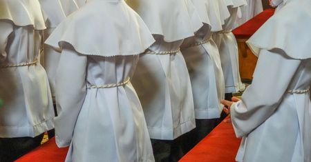 KRD zapytał o Pierwszą Komunię. Widełki od pięciu do dziesięciu tys.