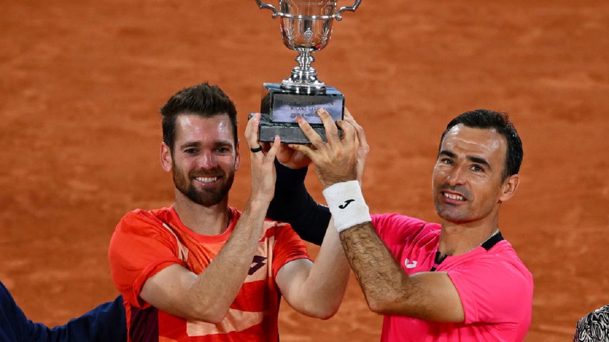 Getty Images / Clive Mason / Na zdjęciu: Austin Krajicek (z lwej) i Ivan Dodig