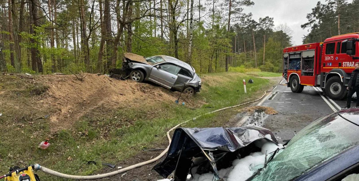 Poważny wypadek w Gąbinie. Dwie osoby trafiły do szpitala - utrudnienia!