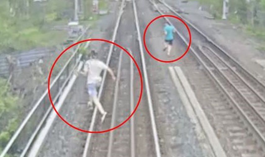 Dzieci w ostatniej chwili uciekły przed pociągiem