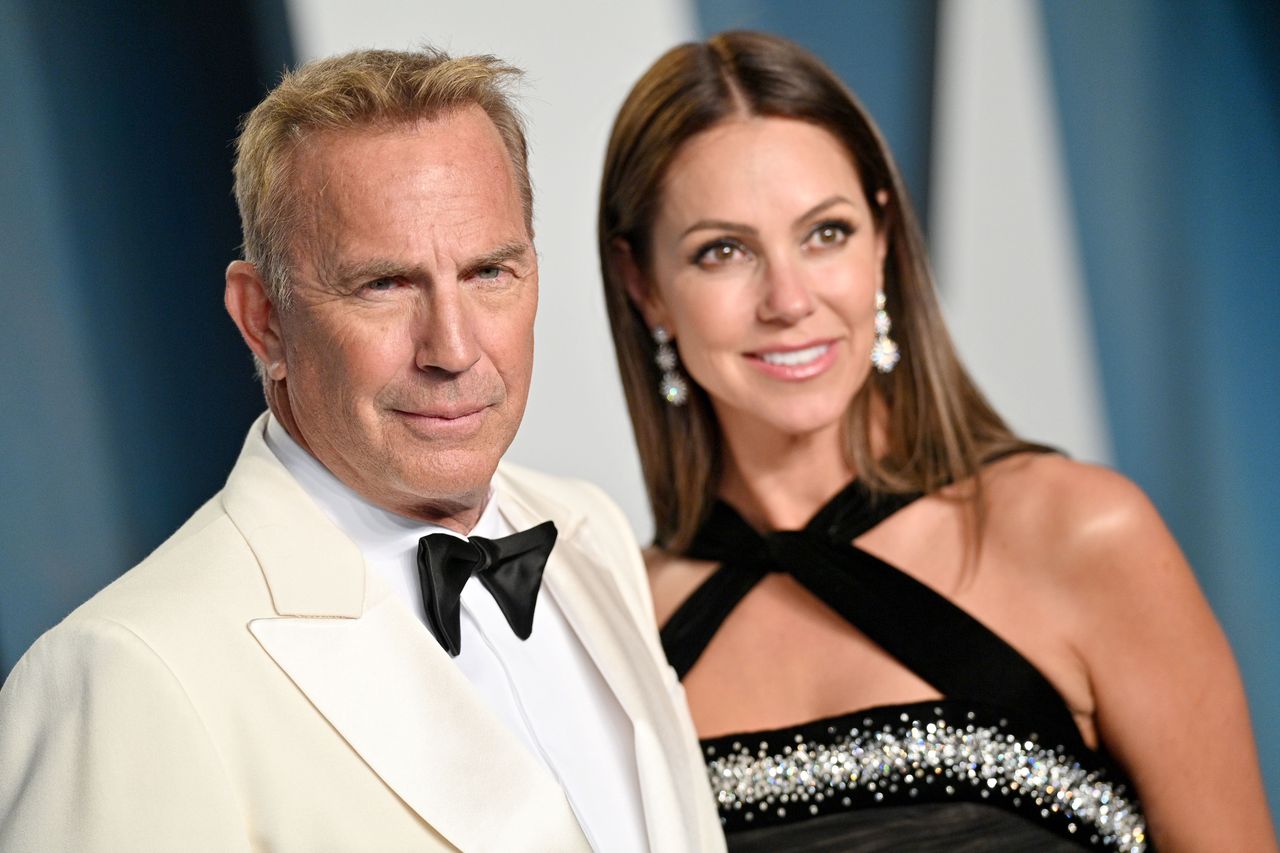 Oscary 2022: Kevin Costner i Christina Baumgartner 