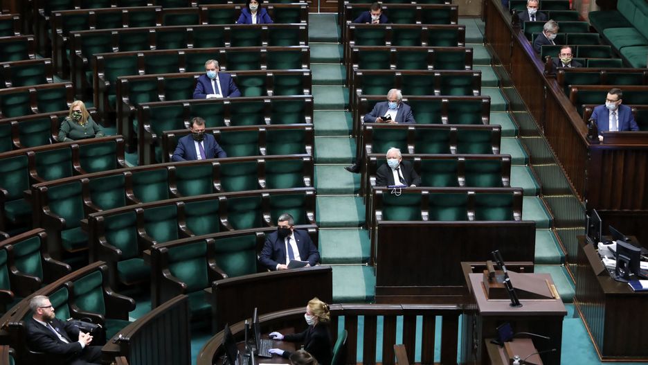 Koronawirus w Polsce. Tarcza antykryzysowa 2.0 przyjęta. Sejm za niektórymi poprawkami Senatu