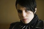 ''What Happened to Monday?'': Noomi Rapace razy siedem