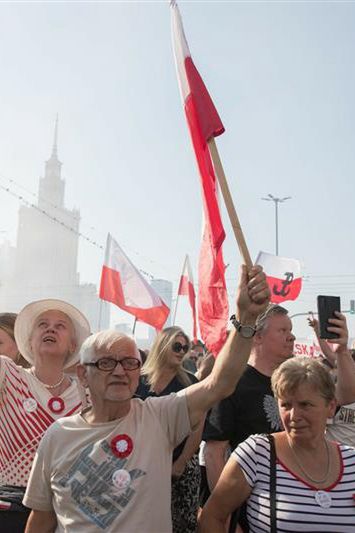 Godzina "W". W Warszawie zawyły syreny