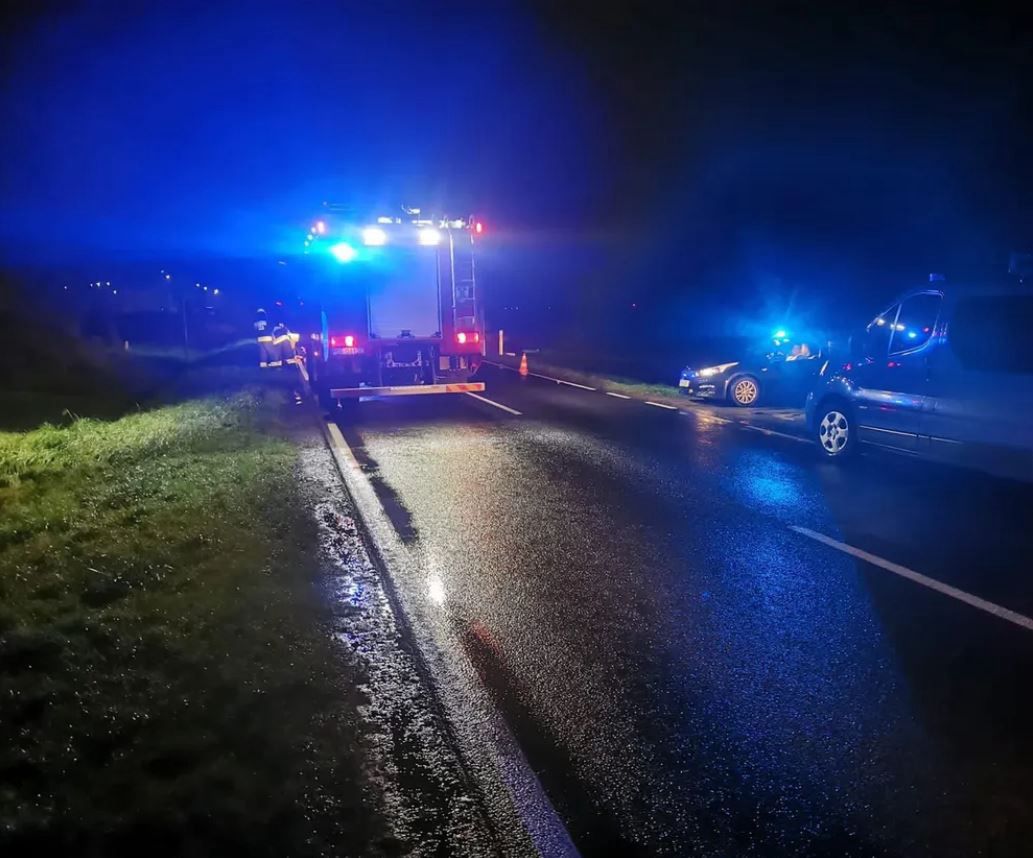 Tragiczny wypadek w Środzie Wielkopolskiej. Audi uderzyło w motorower