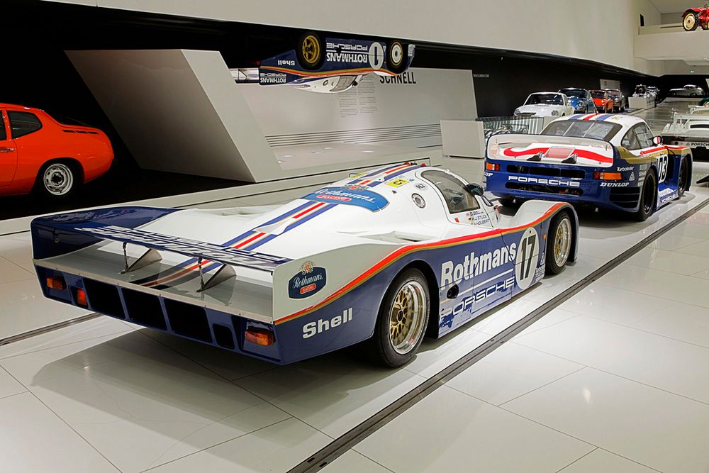 Porsche 962