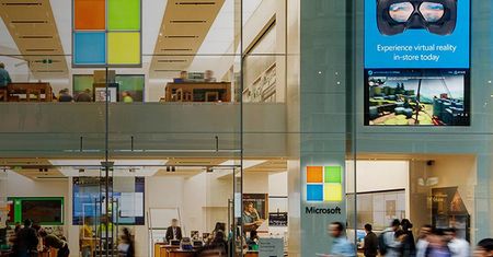 Dlaczego Microsoft zamierza zamknąć wszystkie swoje sklepy?