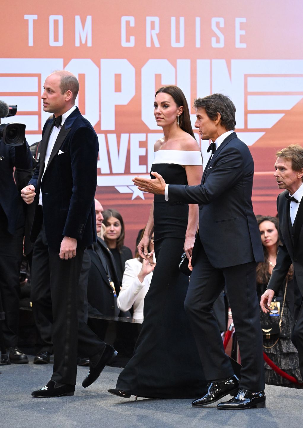 Kate i William wtapiają się w tłum znamienitych gości na premierze "Top Gun: Maverick". Zrobili wrażenie? 