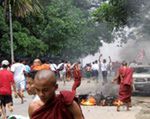 Birma: Pierwsze ofiary starć