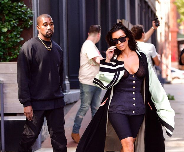 Kanye West napisał do Kim Kardashian maila, w którym ZAKAZAŁ jej nosić duże okulary!