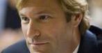 ''Live!'': Aaron Eckhart ściga na żywo