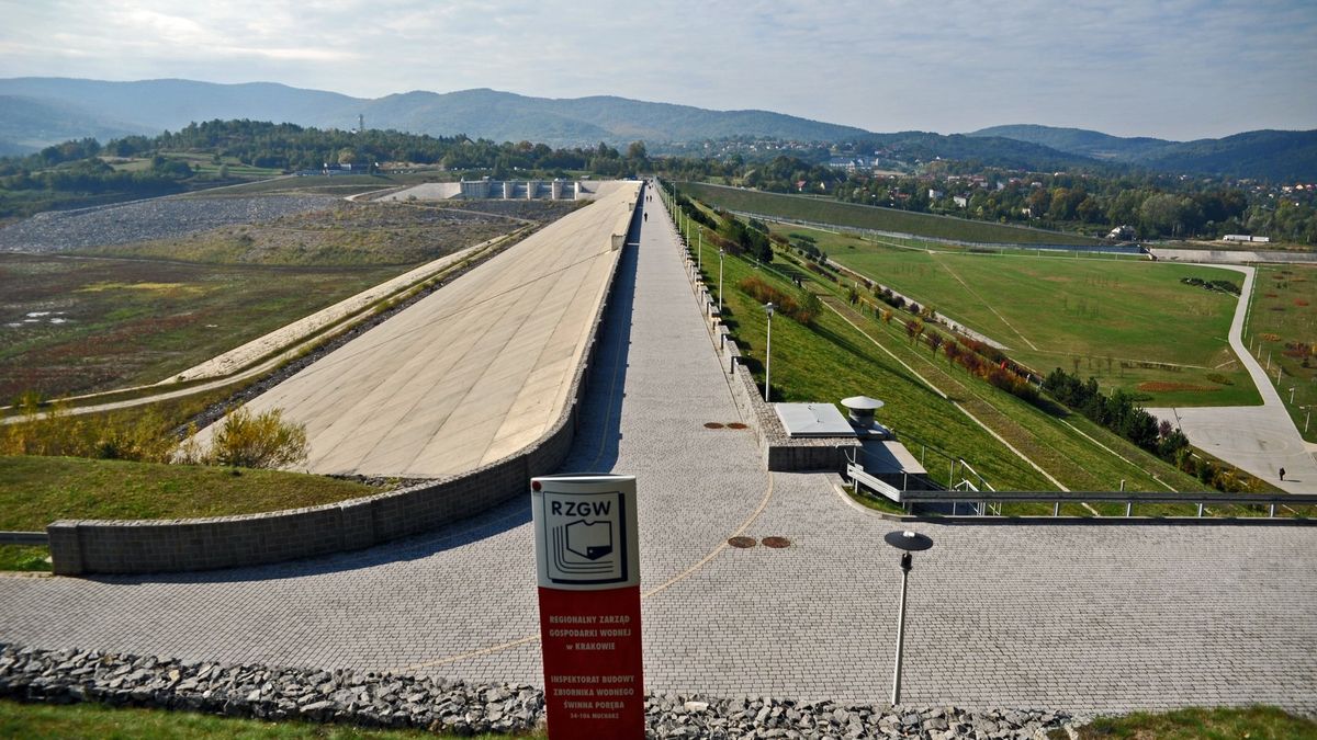 Zapora Świnna Poręba, 10.10.2015.