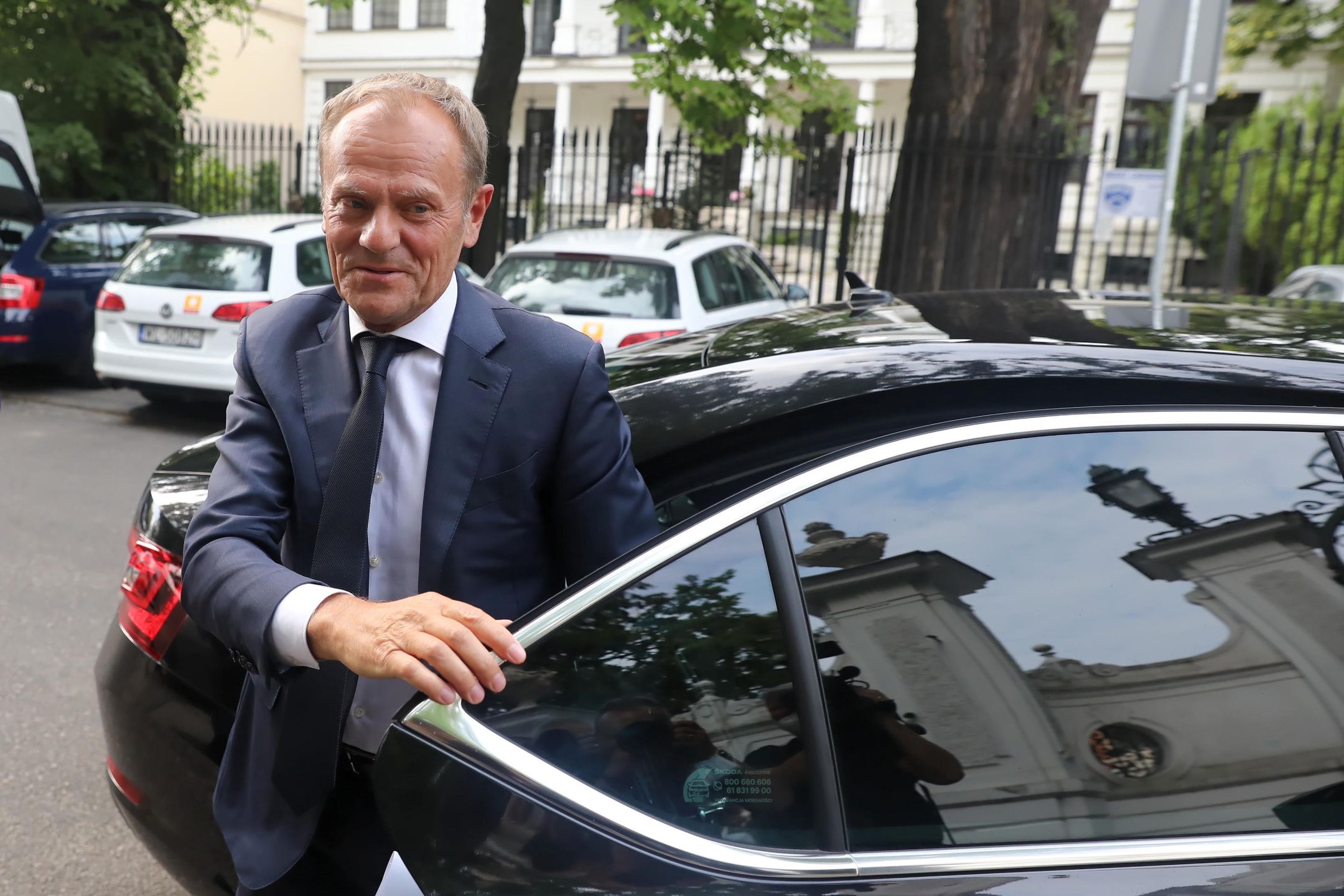 Donald Tusk
Warszawa, 23.07.2021. Pe�ni�cy obowi�zki przewodnicz�cego Platformy Obywatelskiej Donald Tusk w drodze na Rad� Krajow� Nowoczesnej, 23 bm. w Warszawie. (tg/awol) PAP/Tomasz Gzell
Tomasz Gzell
Donald Tusk, Koalicja Obywatelska, limuzyna, nowoczesna, partia, Platforma Obywatelska, PO, PO-KO, polityczna, polityk, polityka, Rada Krajowa Nowoczesnej, samoch�d