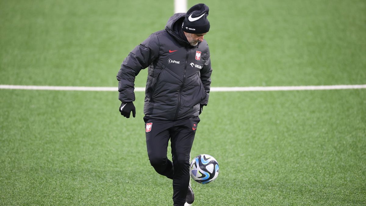 PAP / Leszek Szymański / Na zdjęciu: Michał Probierz.