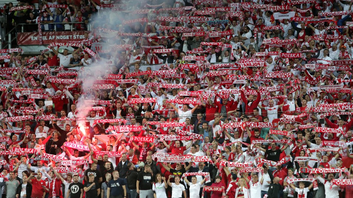 PAP/EPA / Bartłomiej Zborowski / Kibice reprezentacji Polski