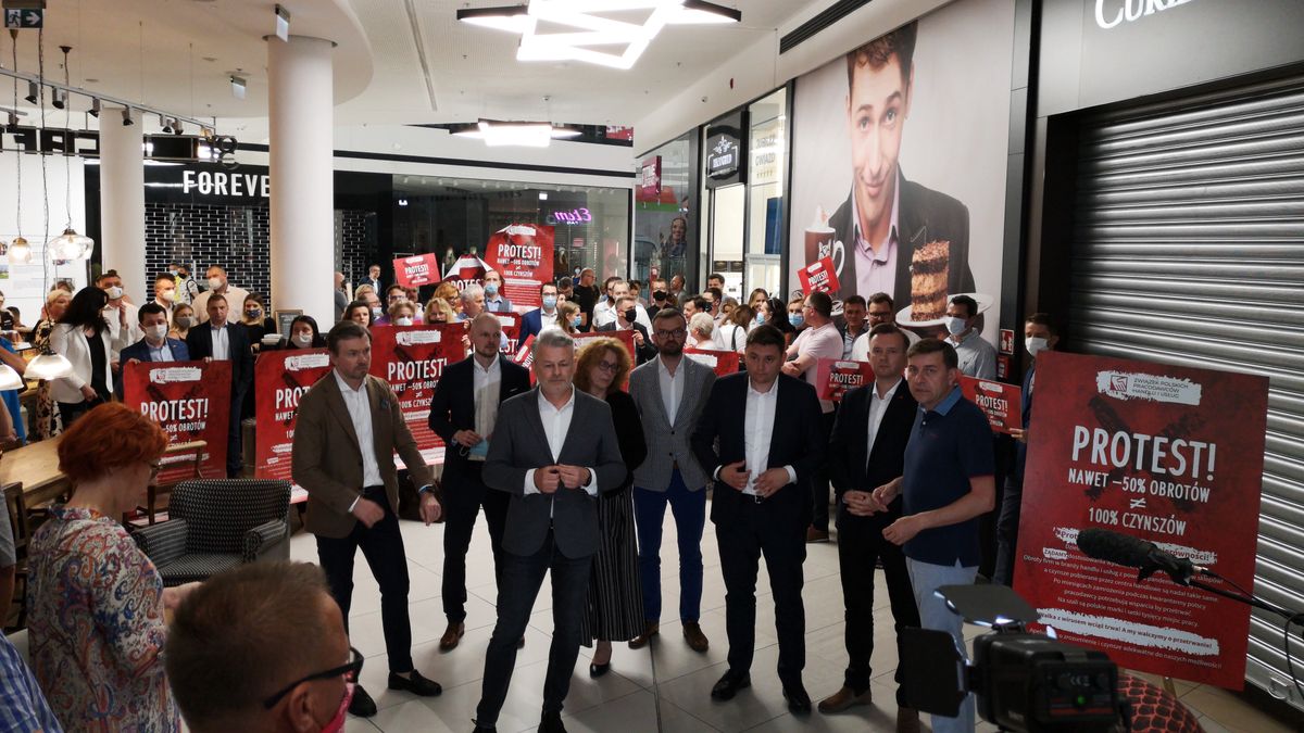 Kupcy protestowali w warszawskiej Galerii Północnej