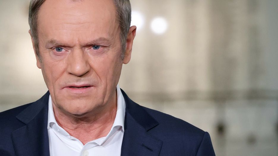 "Rzucili się na polską szkołę". Tusk o "lex Czarnek" 
