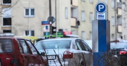 Opłaty za parkowanie wzrosną? Ministerstwo Rozwoju: to decyzja samorządów