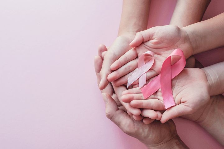 Hormonoterapia jest jedną z metod leczenia raka piersi